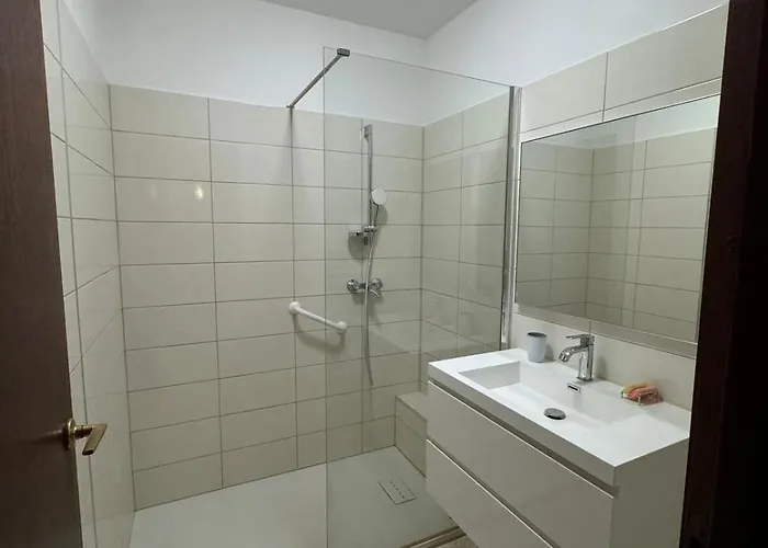 Apartment Nimes, Centre-ville
